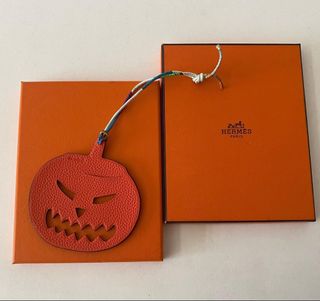 (Category: ) located in . Submitted by sweetluxuryph (Listing ID 1108222224, Image 1). Description: .