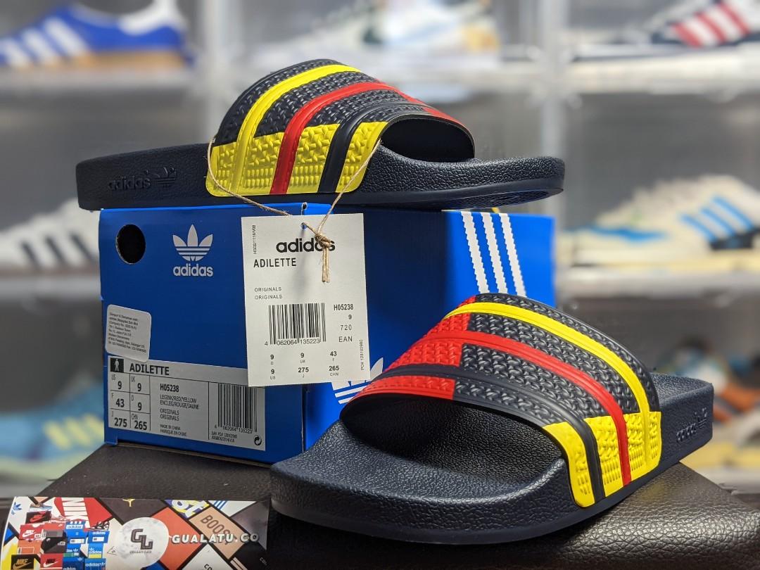 Adidas Adilette Slide, Men's Fashion, Footwear, Flipflops and Slides on  Carousell