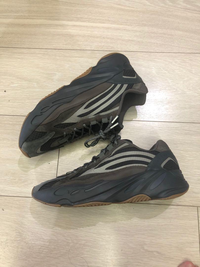 yeezy 700 geo