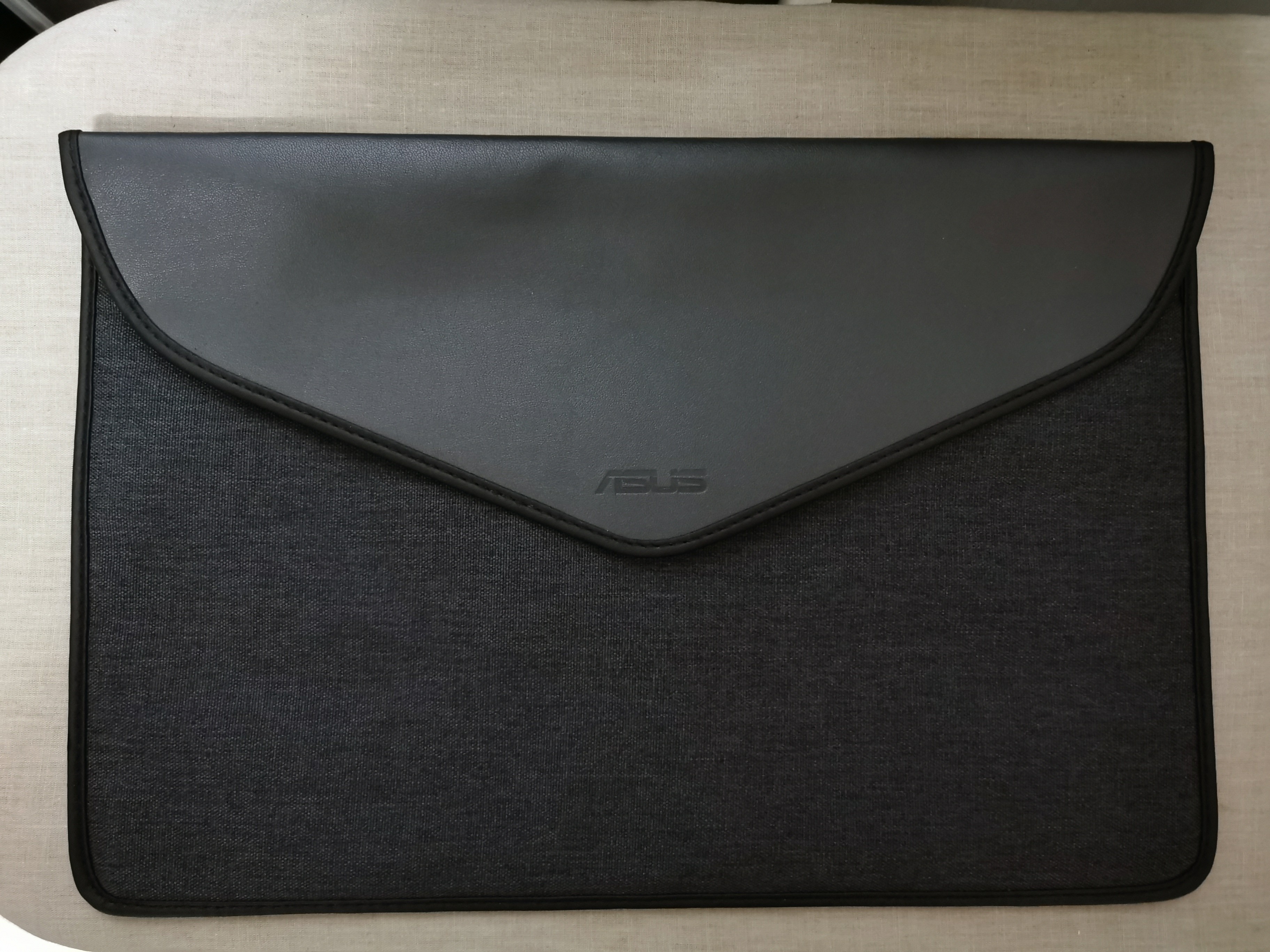 Asus laptop sleeve 14 inch 2025