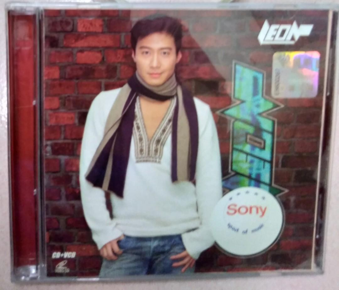 Cd Leon Lai Year 2001 Album 2 Disc Cd Vcd Music Media Cd S Dvd S Other Media On Carousell