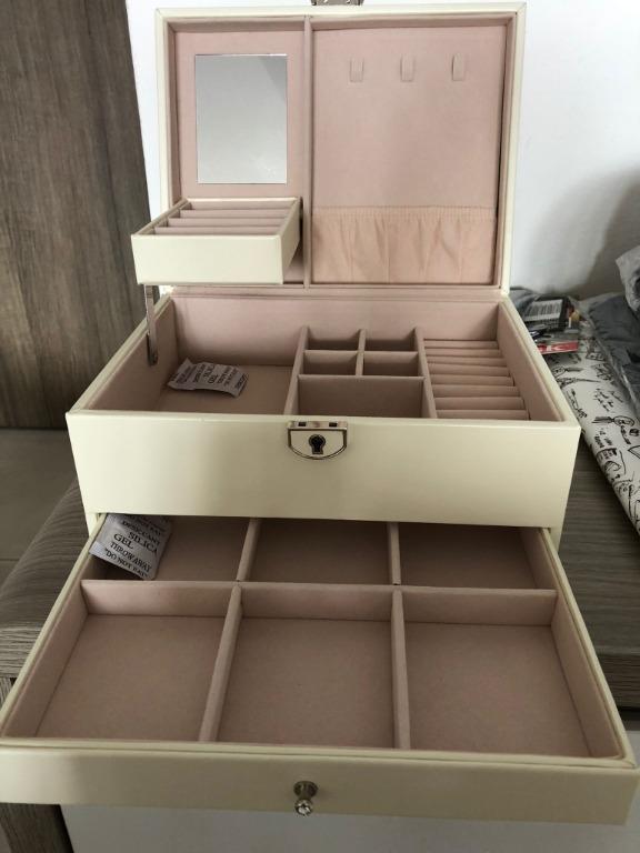 Crabtree  &  Evelyn Crabtree & Evelyn Pink Faux Suede 2-tier Large Jewellery Box with Mirror 