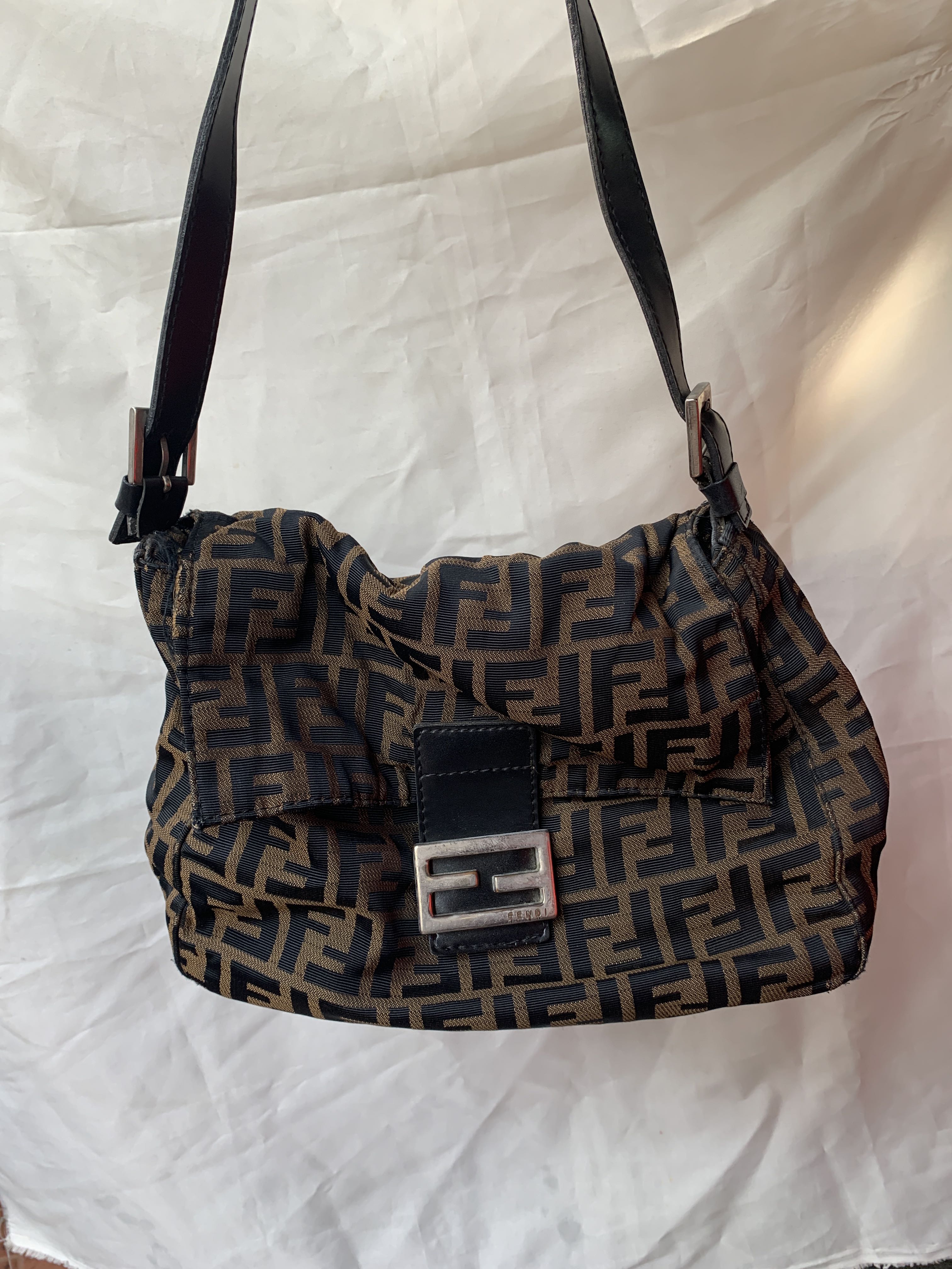 fendi shoulder bag