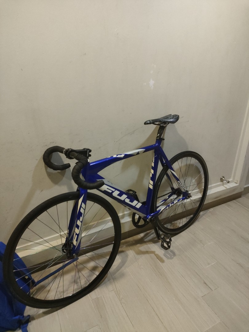 Fuji track 1.0 top