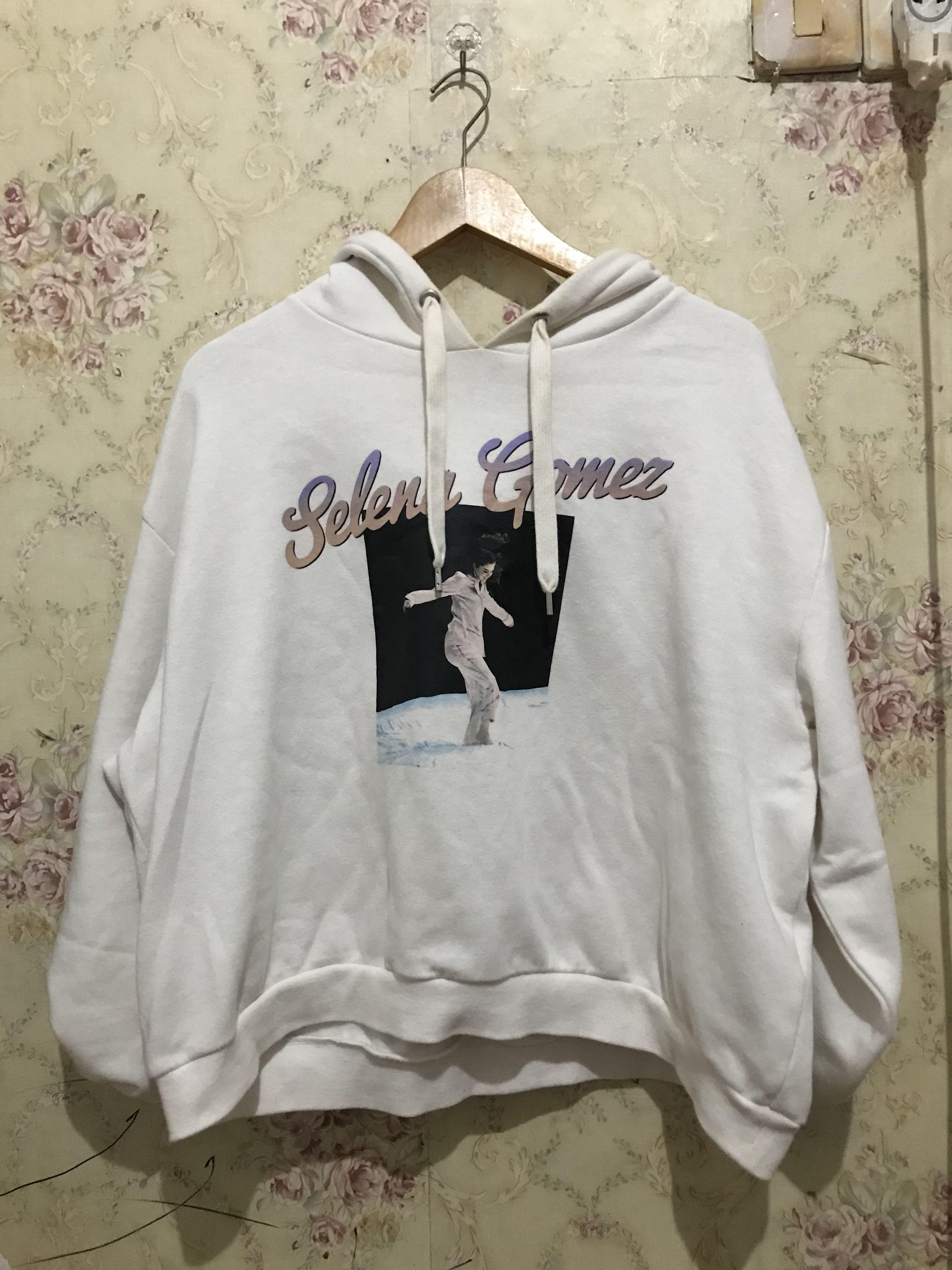 H&m hoodie selena clearance gomez