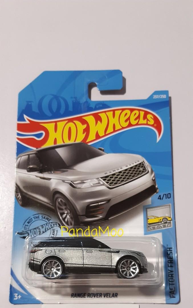 Hot wheels best sale range rover velar
