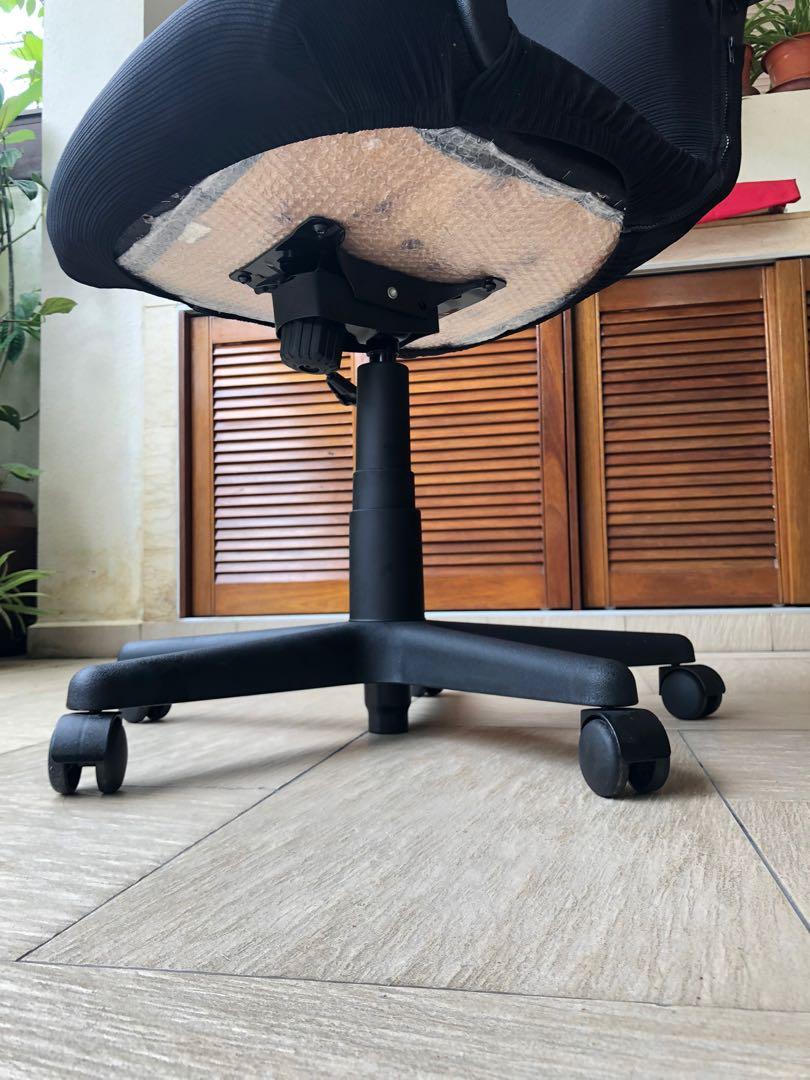 IKEA VERNER Office Chair, Furniture & Home Living, Furniture, Chairs on