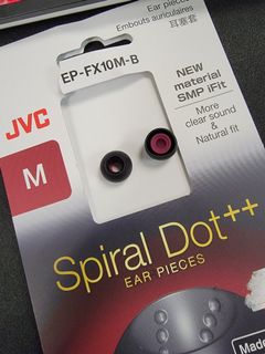 （分類：）位於 。 由 00blurry00 提交（商品編號 1108089560，圖片 1）。簡介： 。