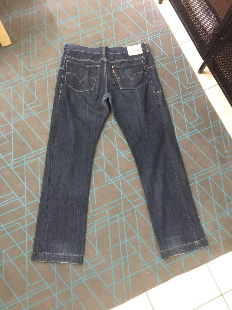 levis 713
