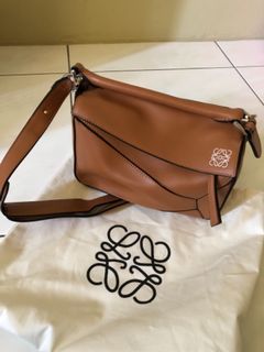 (Category: ) located in . Submitted by luxwardrobe (Listing ID 1108156117, Image 1). Description: .