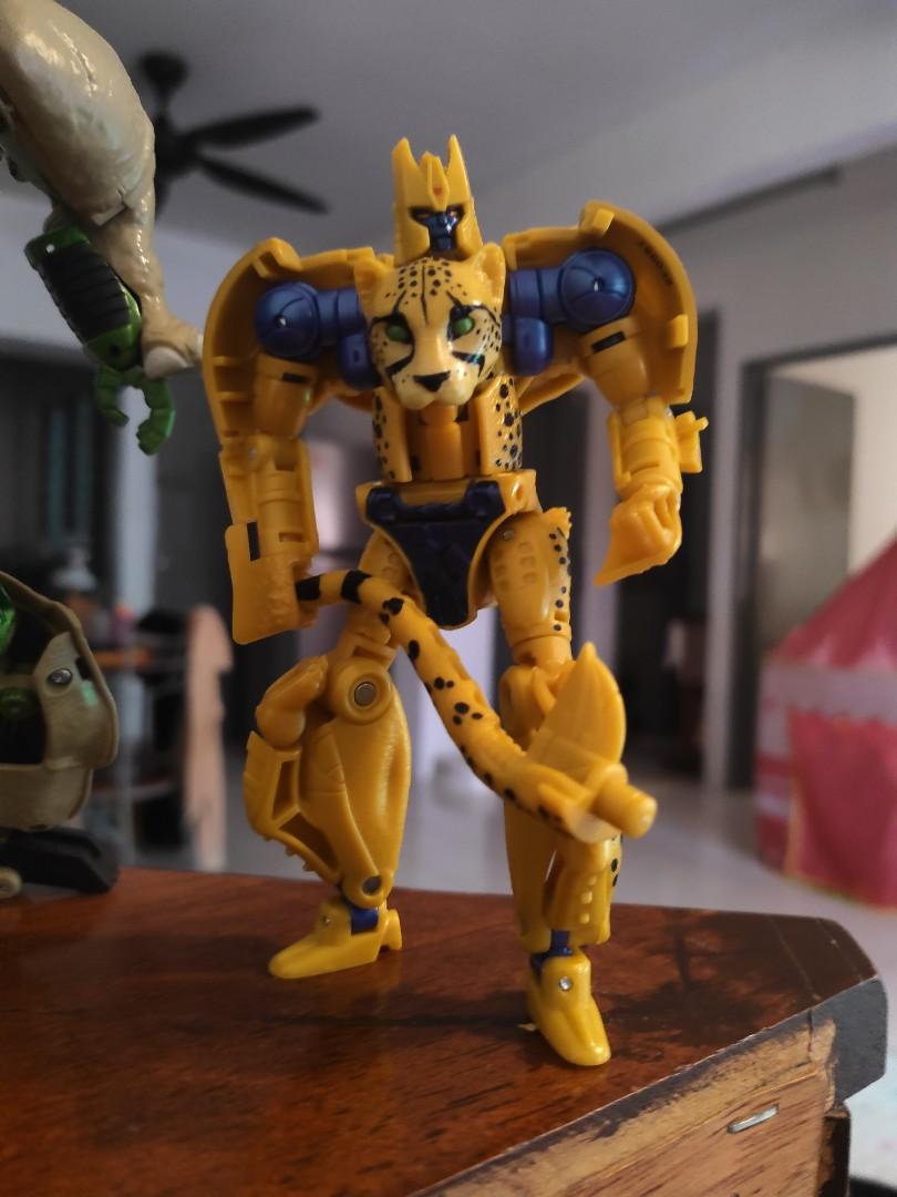 Transformers Netflix deluxe class kingdom cheetor, Hobbies & Toys