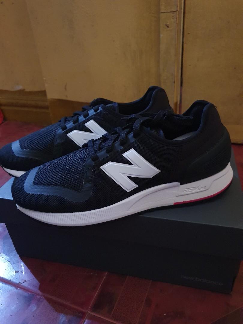 New Balance 247 lifestyle shoes 