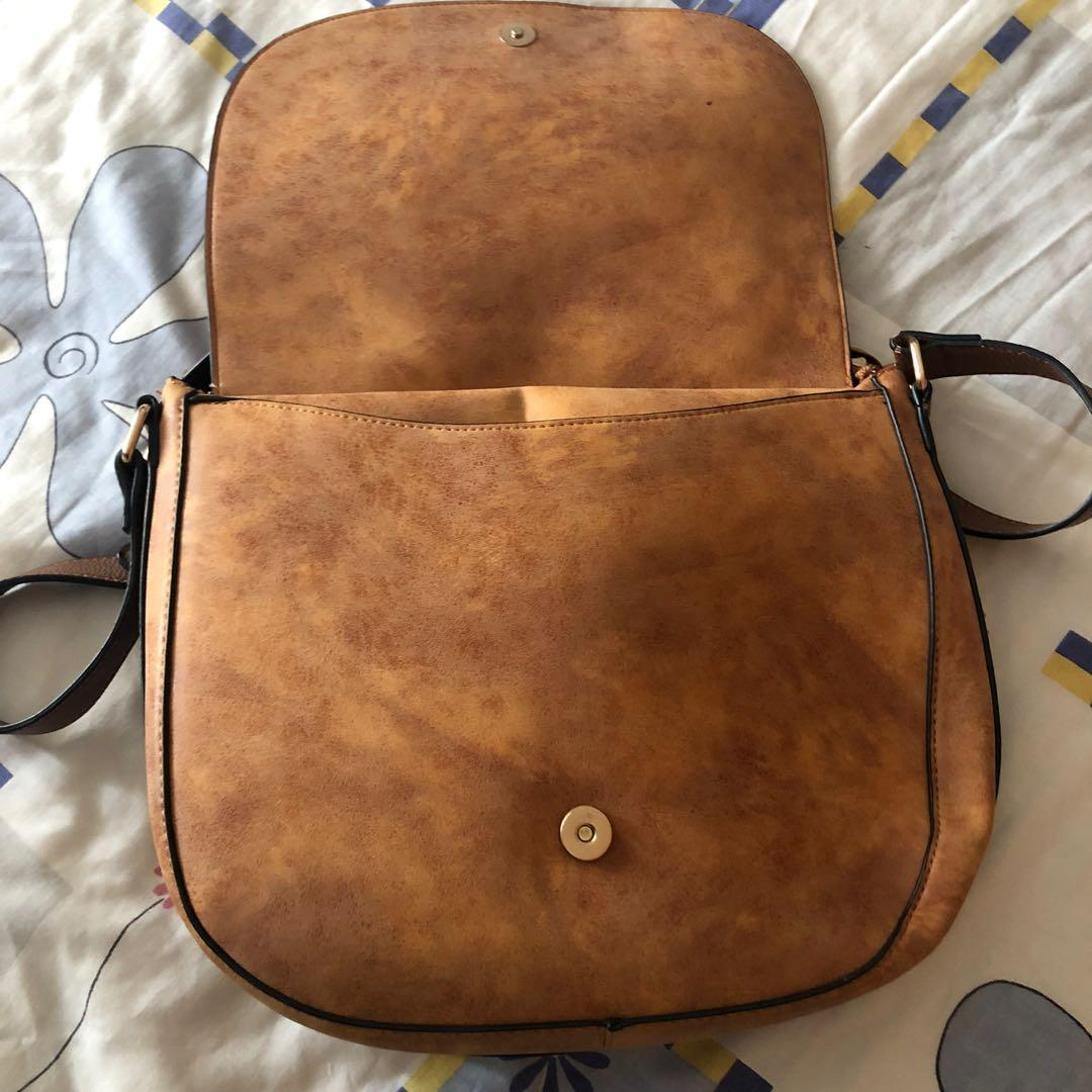 Clarks purses uk store