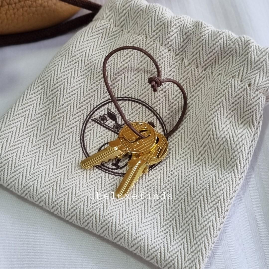 🦄💖 Hermes Picotin 18 (Biscuit, GHW) (Non-nego), Luxury, Bags & Wallets on  Carousell