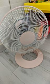 （分類：）位於 。 由 heyheybb 提交（商品編號 1108149746，圖片 1）。簡介： 。