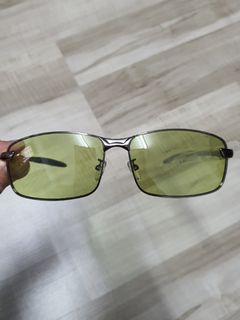 (Category: ) located in . Submitted by deckcard (Listing ID 1108126345, Image 1). Description: .