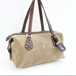 (Kategori: ) berada di . Dikirim oleh dee2nd (ID iklan 1108278691, Gambar 1). Deskripsi: .