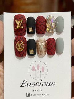 BNIP LV Louis Vuitton black and gold logo nail stickers nail art nail decal,  Beauty & Personal Care, Hands & Nails on Carousell