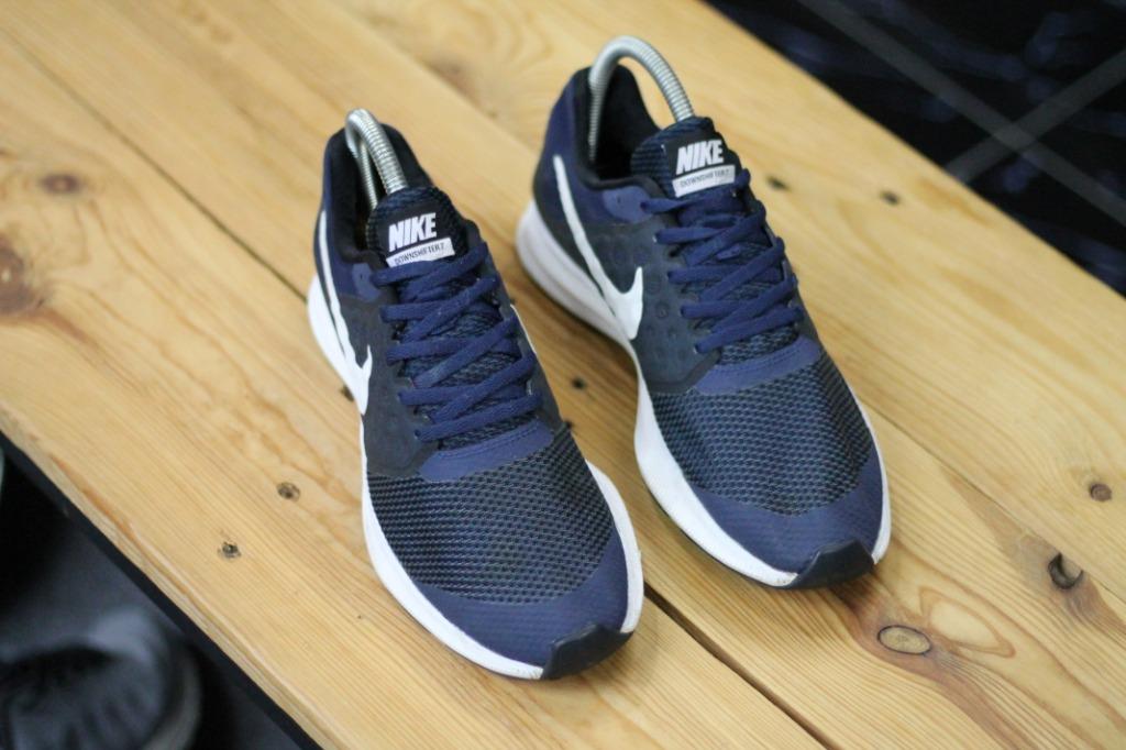 Size 6 UK 39 NIKE Downshifter 7 Running Shoes. Men s Fashion