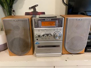 (Category: ) located in . Submitted by lydiatan13 (Listing ID 1108150009, Image 1). Description: .