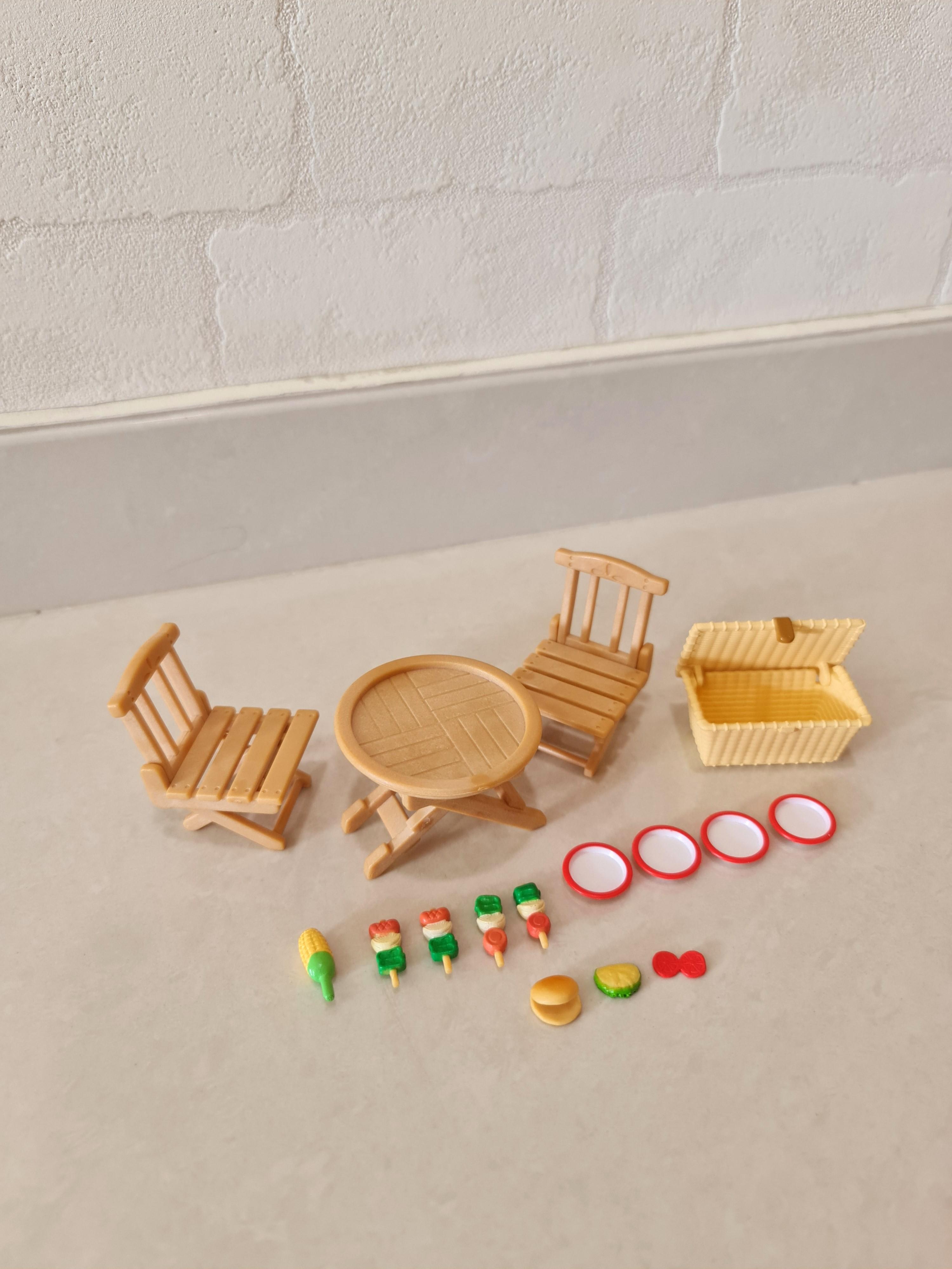 Sylvanian Families Car BBQ Picnic Table Food Accessories