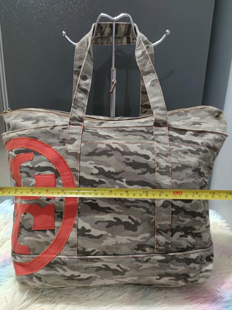 Tory Burch Camo Jasper Canvas Small Zip Tote Bag, Luxury, Bags & Wallets on  Carousell