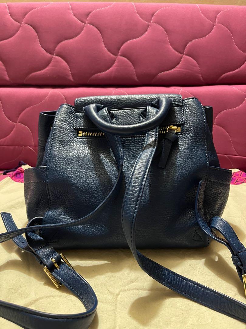 Tory Burch Thea Mini Backpack Bag Leather (Category: Luxury Bags & Wallets) located in Makati City. Submitted by elizarthmary (Listing ID 1108206888, Image 3). Description: .