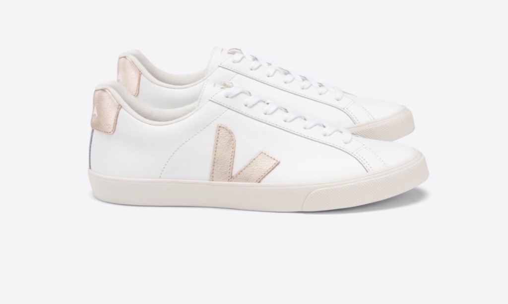 White new arrivals veja esplar