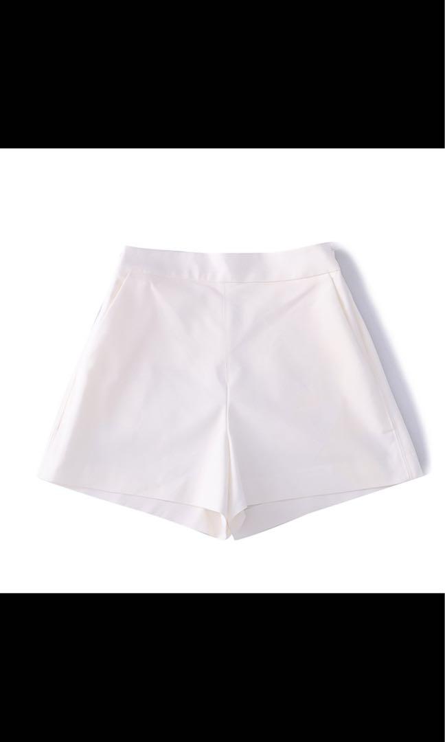 Witchery discount white shorts
