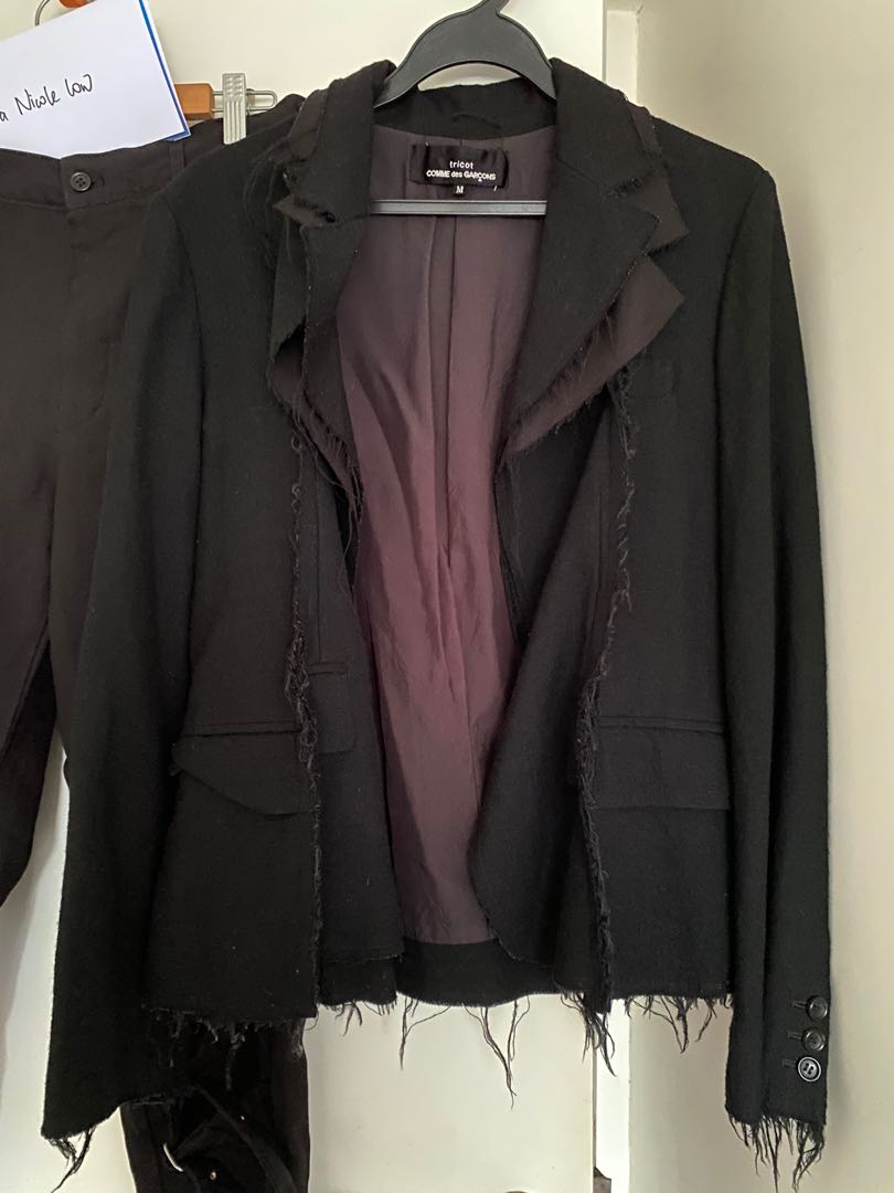 03 Comme Des Garcons Tricot Raw Edge Distressed Blazer, Women's Fashion,  Coats, Jackets and Outerwear on Carousell