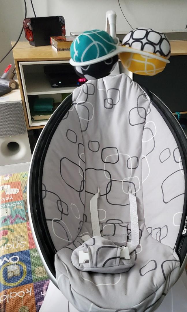 Silver hotsell plush mamaroo
