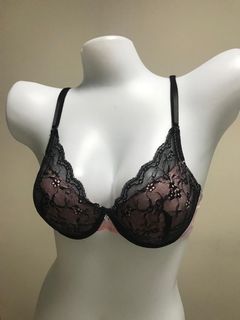 （分類：）位於 。 由 lingerie.to.be.u 提交（商品編號 1104710699，圖片 1）。簡介： 。