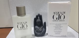(Category: ) located in . Submitted by perfumestory (Listing ID 1104670280, Image 1). Description: .