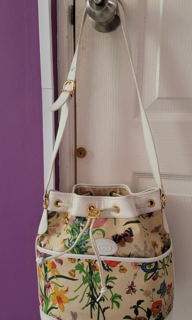 Gucci floral online bucket bag