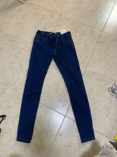 (Category: ) located in . Submitted by mesantid (Listing ID 1104558496, Image 1). Description: .