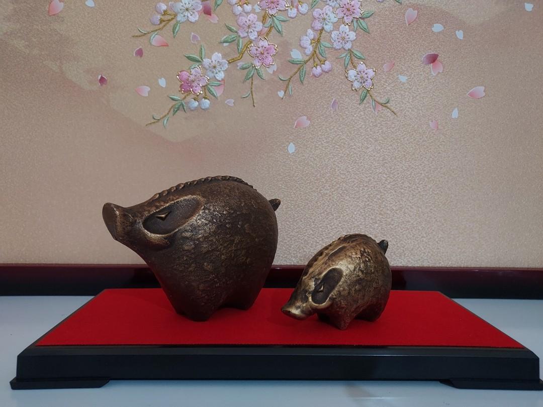 Boar Display, Furniture & Home Living, Home Decor on Carousell
