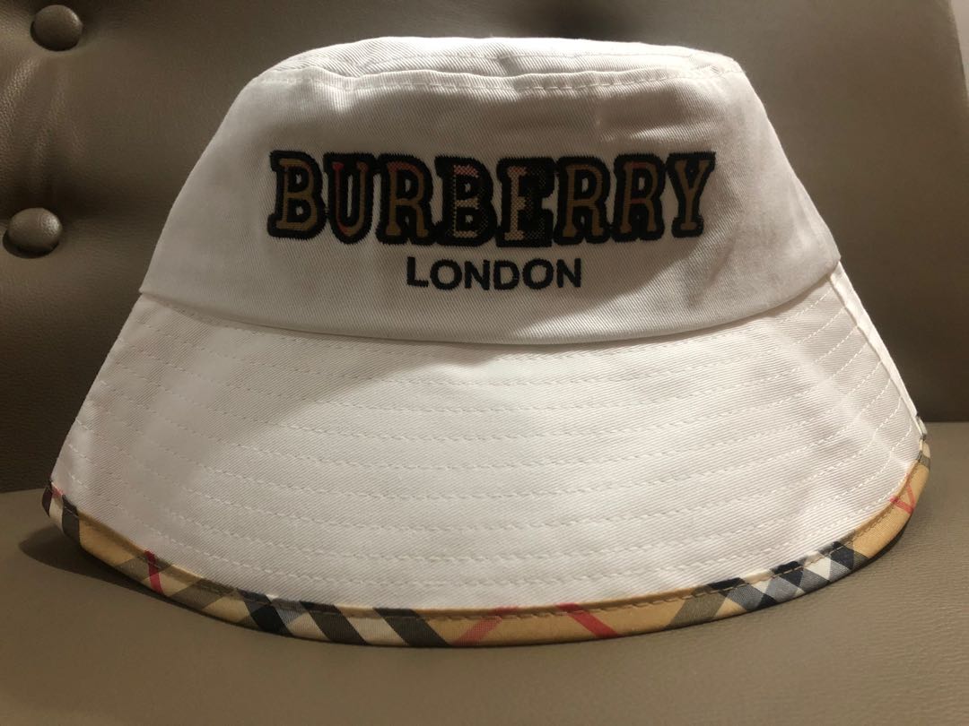 burberry hat white