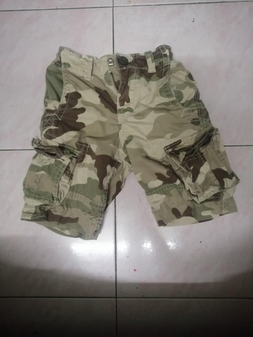 Army cargo best sale short pants