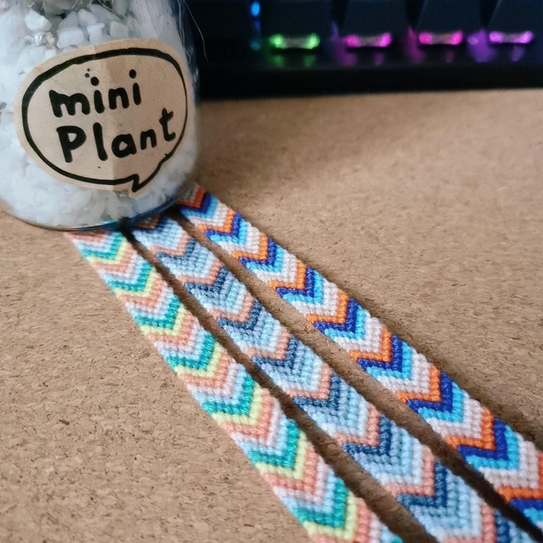 Multi coloured stripe Teardrop loop fastening for friendship bracelet -  YouTube | Friendship bracelets tutorial, Friendship bracelets, Red bracelets