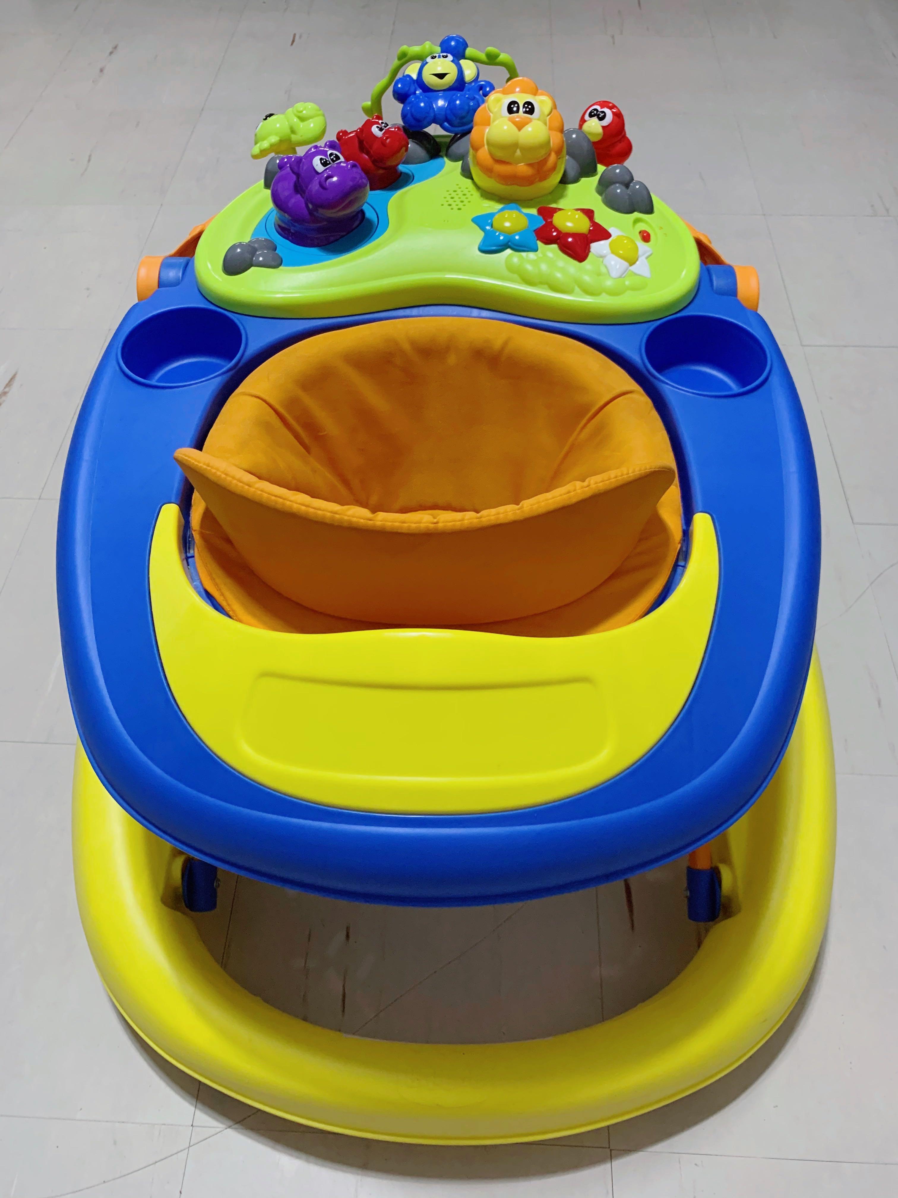 Chicco Walker (Category: Infant Playtime) located in Quezon City. Submitted by skylar_15 (Listing ID 1104677696, Image 2). Description: Excellent Condition .