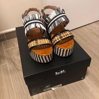 （分類：）位於 。 由 hm120 提交（商品編號 1104636146，圖片 1）。簡介： 。