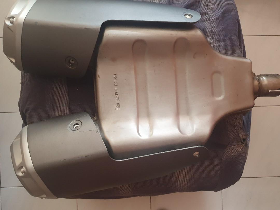 Benelli tnt hotsell 600 exhaust