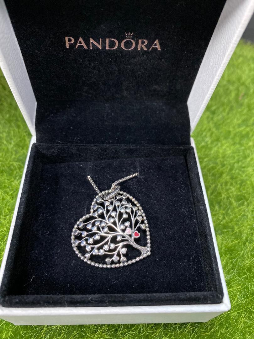 Pandora tree shop of love necklace