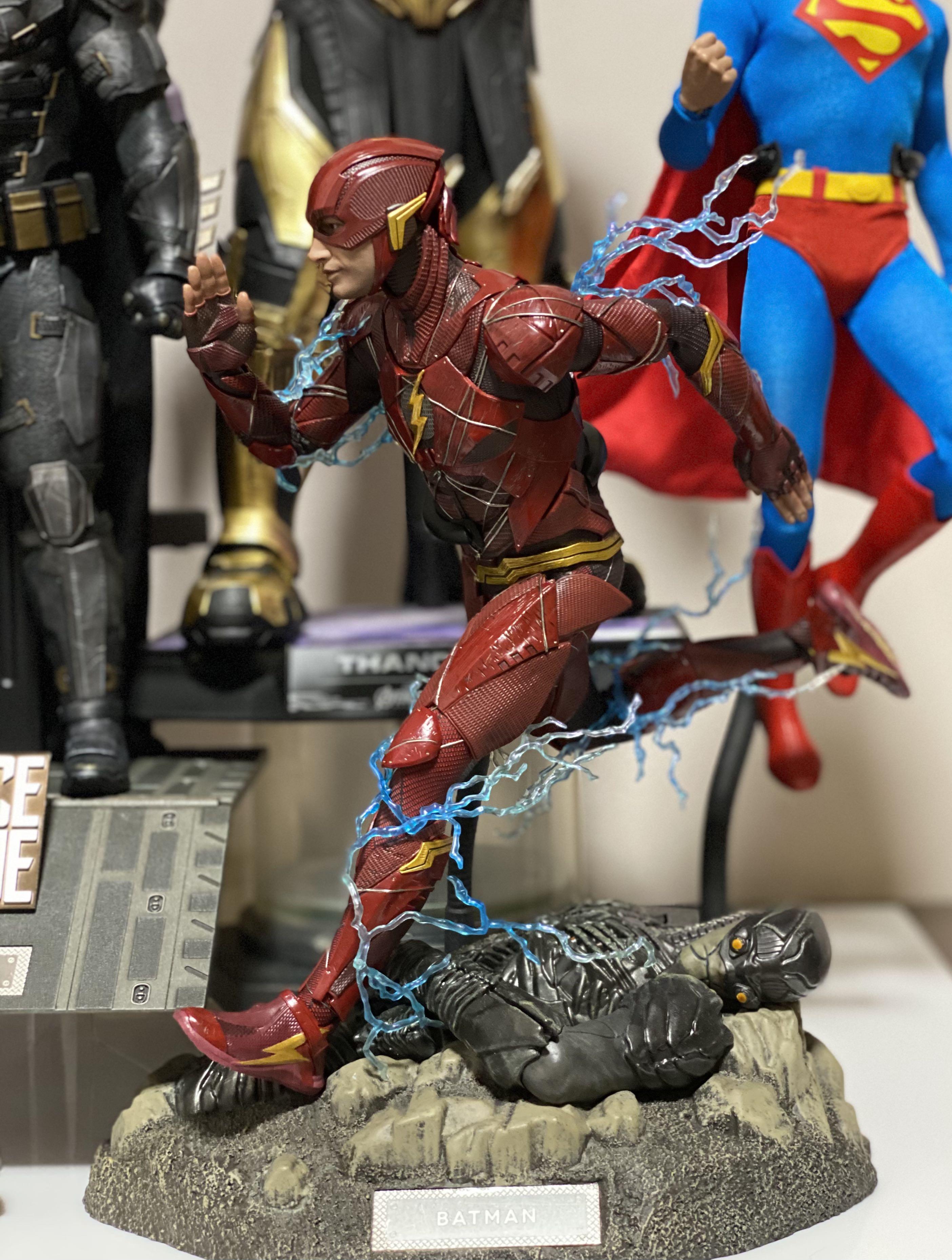 Hot toys the flash justice league hotsell