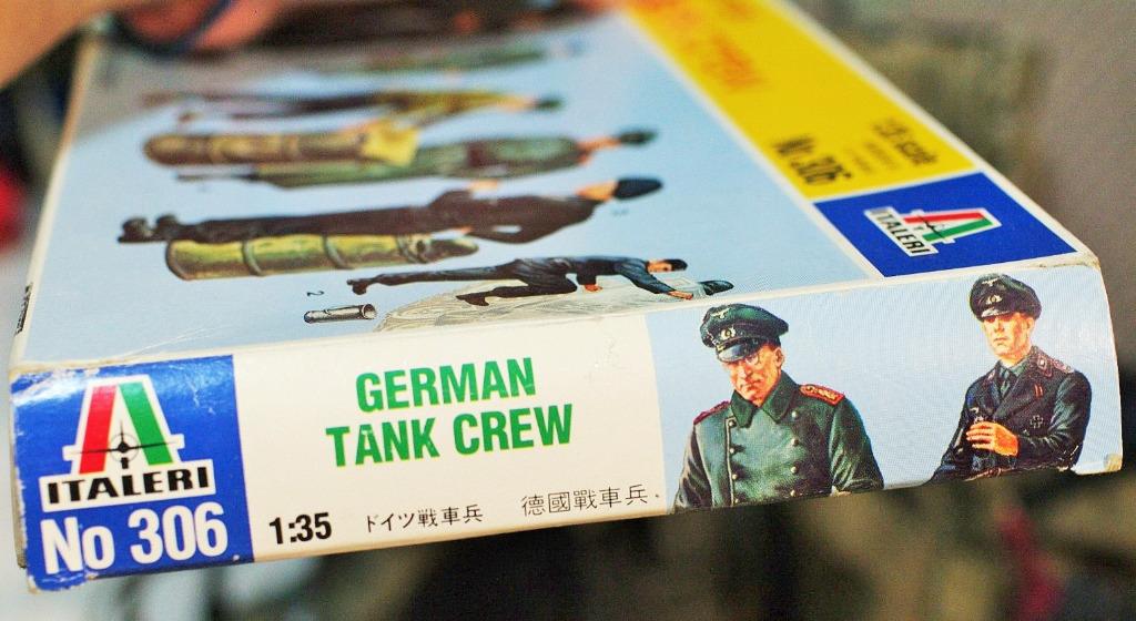 倉底貨-Italeri-306-1/35-German Tank Crew-M-300, 興趣及遊戲, 收藏品及紀念品, 明星周邊- Carousell
