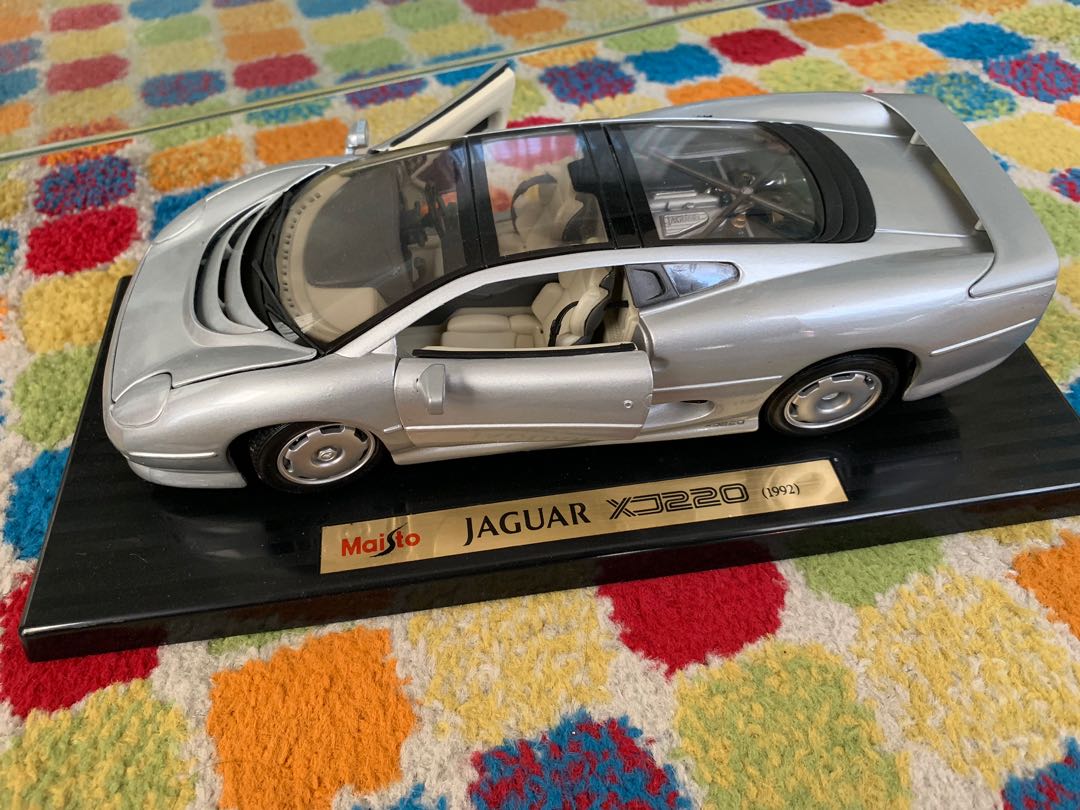 Jaguar xj220 online diecast model