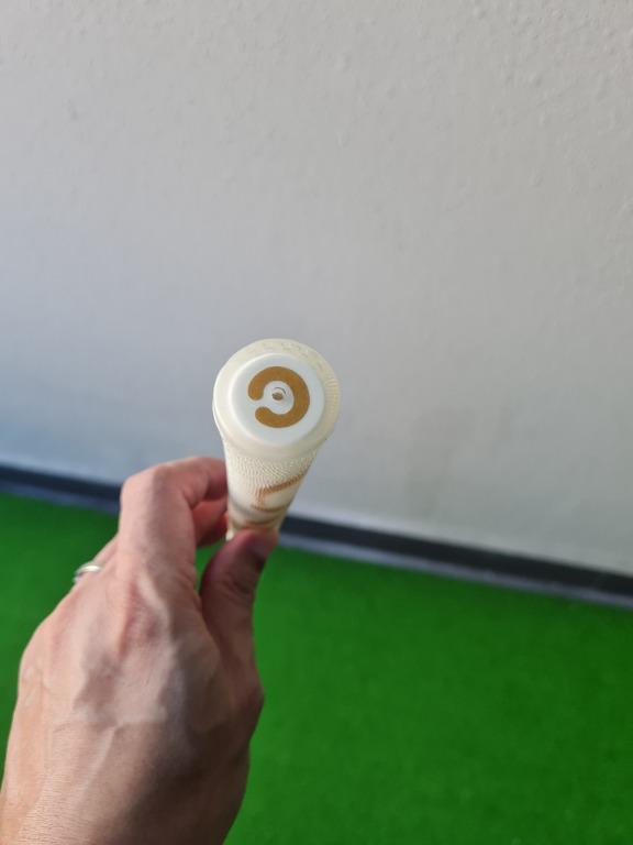 New Golf Grip Japan CADERO, Sports Equipment, Sports & Games, Golf on Carousell