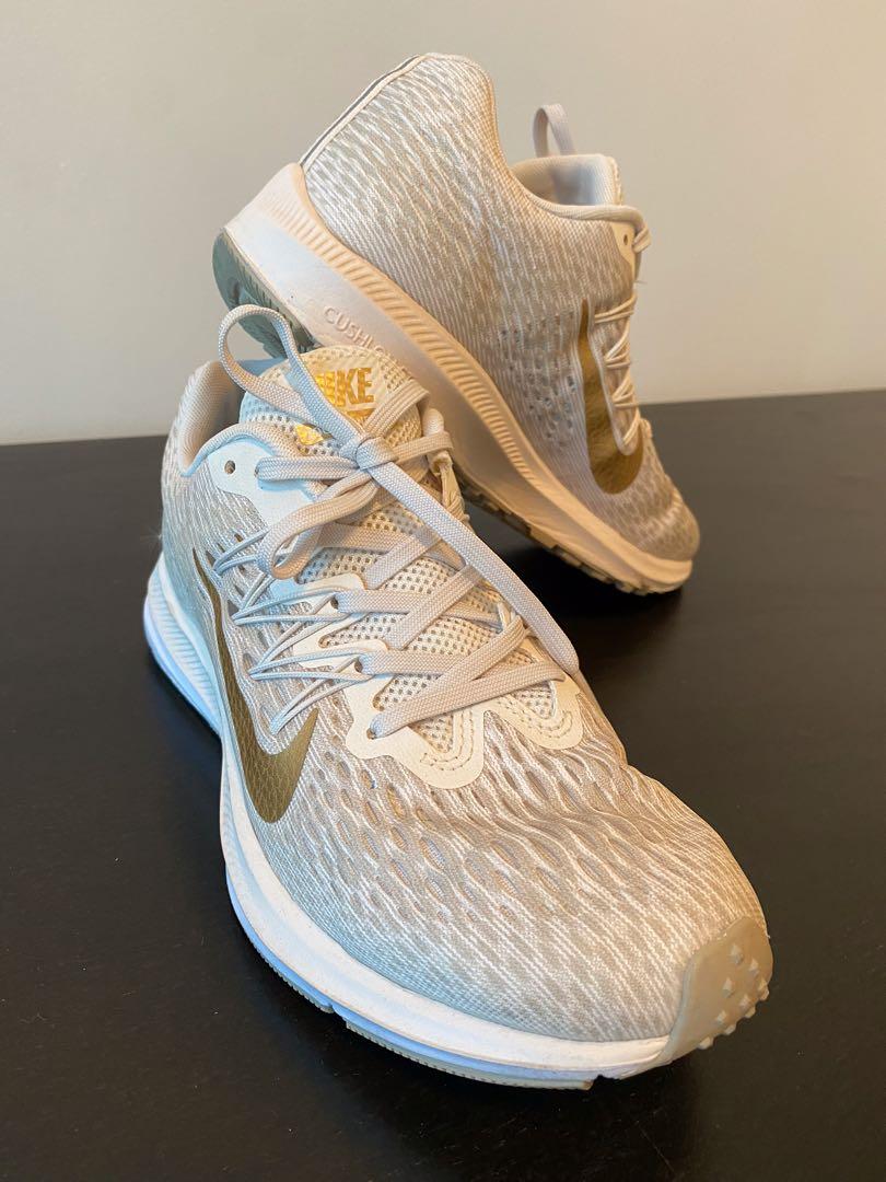 Gold runners hotsell shoes