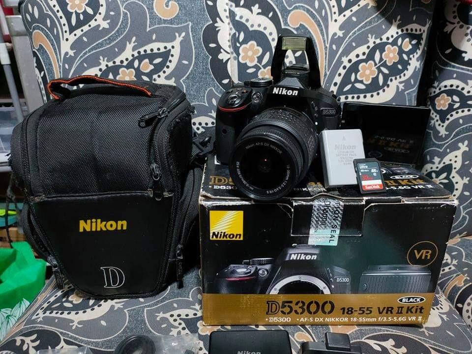 Nikon d5300 Wifi Flipscreen (Category: Cameras) located in Caloocan City. Submitted by mr.carlo_dslr_laptop (Listing ID 1104680665, Image 3). Description: Nikon D5300 Wifi Flipscreen 24megapixel For Vlogs Video Photoshoot DSLR CAMERA FHD Video Good As New ✈️Any Location Cash on Delivery LBC deposit add 500 for the ship fee to Order the Nikon item 👍 👬Meet UPS - Metro Manila any Mall areas QC Pasay CAMAnava 👍 Rush Price 17,000 pesos 👈👈 Working