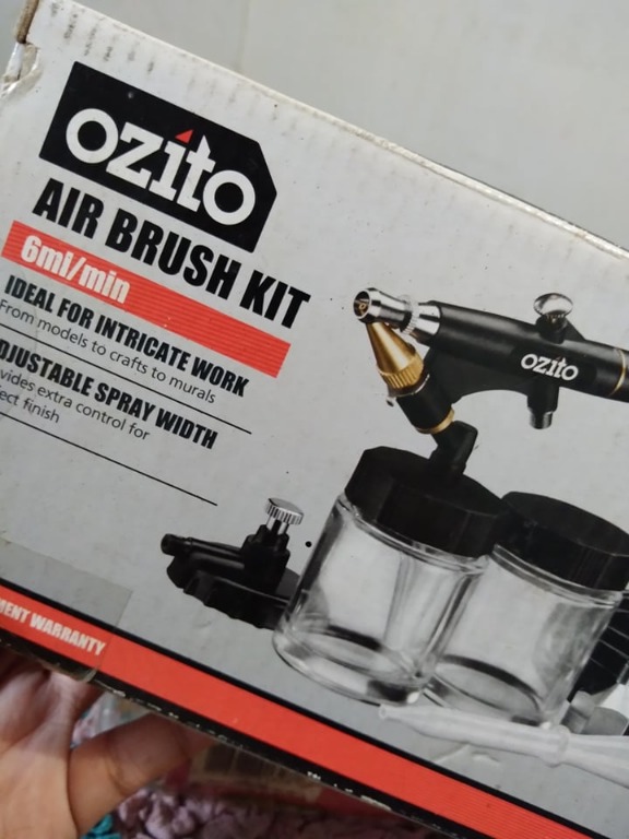 Ozito Air Brush Kit, Hobbies & Toys, Stationary & Craft, Craft Supplies